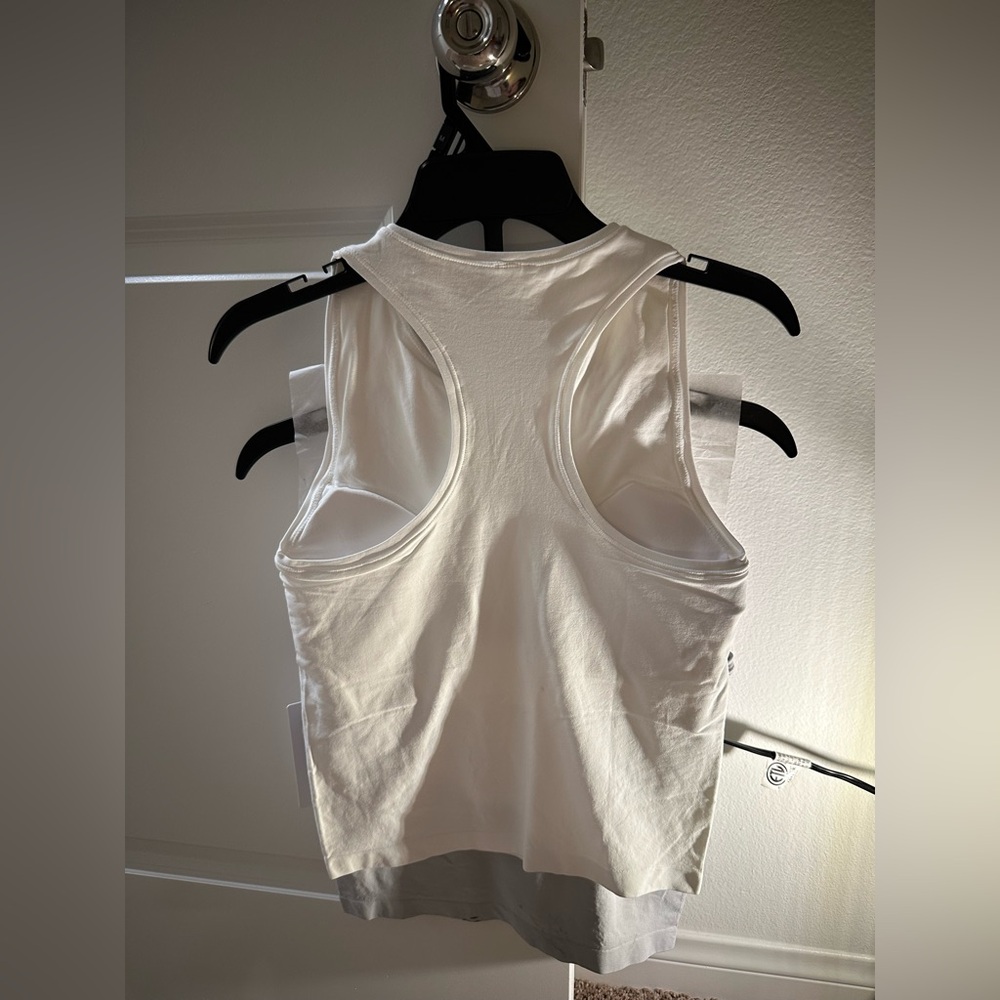 NWT Yogalicious Women's Gray and White Tank Tops (SIZE: S) - Picture 8 of 9